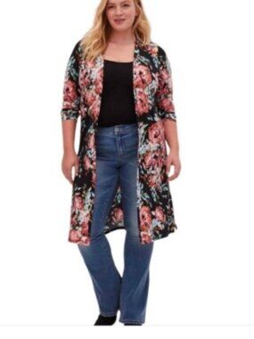 Torrid size 3  EUC Studio Knit Black Floral Longline Cardigan